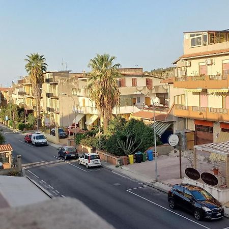 L'Isola Di Ago Apartment Torregrotta Exterior foto